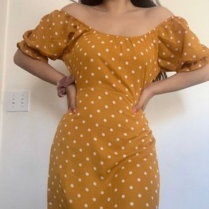 Polkadot dress 💛